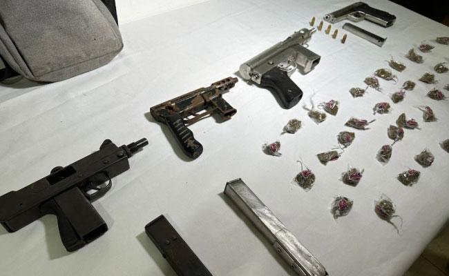 Imagen de boletín: 2 procesados por armas de fuego y municiones no autorizadas