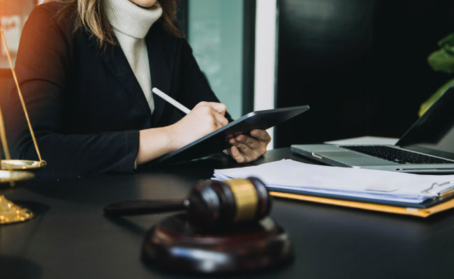 Imagen de boletín: Fiscalía procesa a exjueza por presunto prevaricato