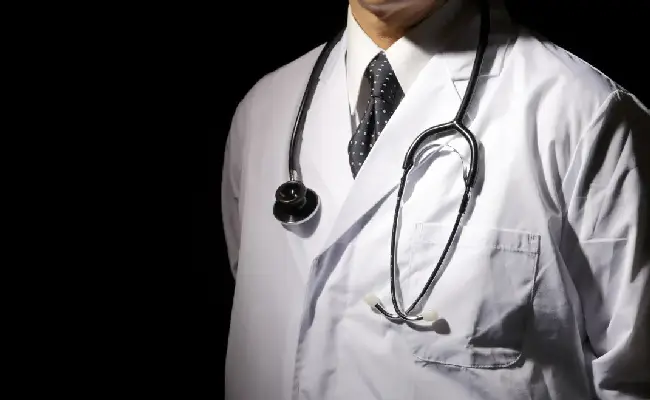 Imagen de boletín: Médico es sentenciado a 6 años de prisión por abuso sexual