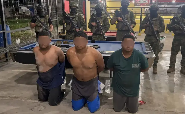 Imagen del boletín: 3 procesados por presunto tráfico de armas y municiones tras operativo en una hacienda de Milagro