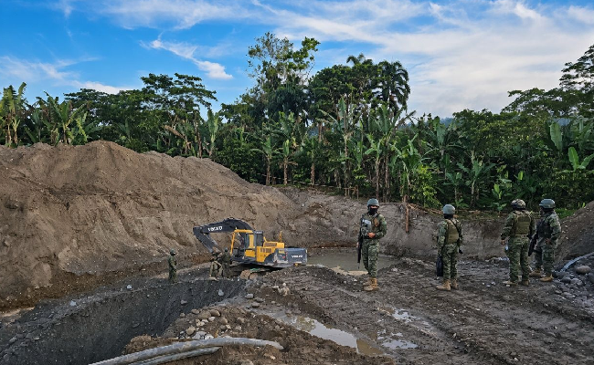 Imagen del boletín: Condenado por actividad ilícita de recursos mineros en Napo